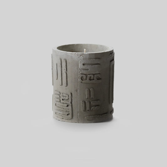ARTIFACT CANDLE