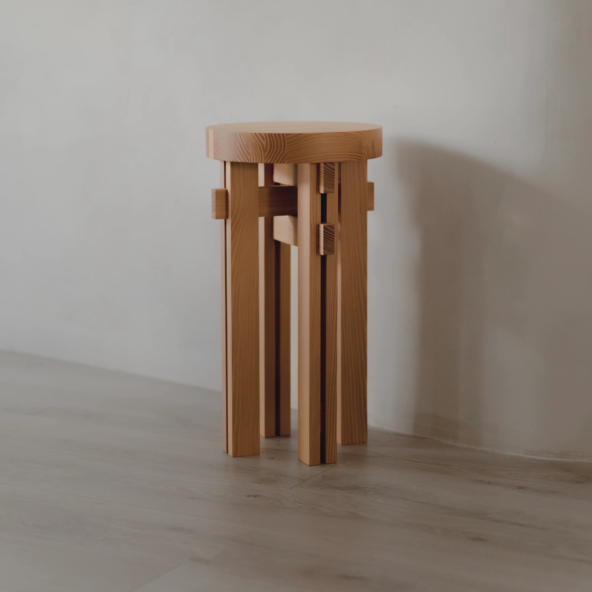 Circular Stool Design CIRCULAR STOOL - CLEAR L.A.